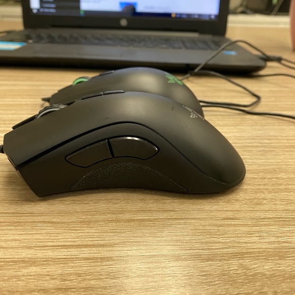 👉🏼SOLD👈🏼 M Razer DeathAdder Elite Wired Optical Gaming Mouse Chroma Lighting - Picture 8 of 8